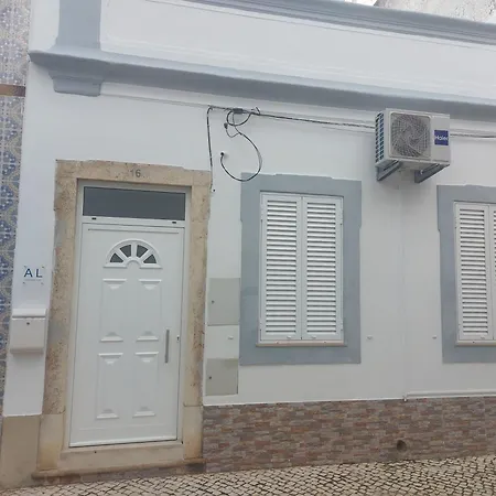 Casa Do Largo - 5 Min Do Mercado E Do Cais Dos Barcos As Ilhas Da Ria Formosa Nyaraló